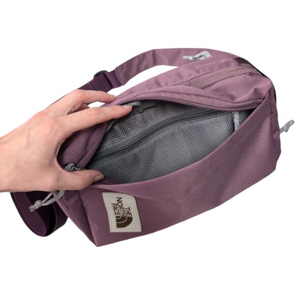 The North Face Field Bag Crossbody Pikes Purple Blackberry Wine RARE OG Style - Picture 11 of 13